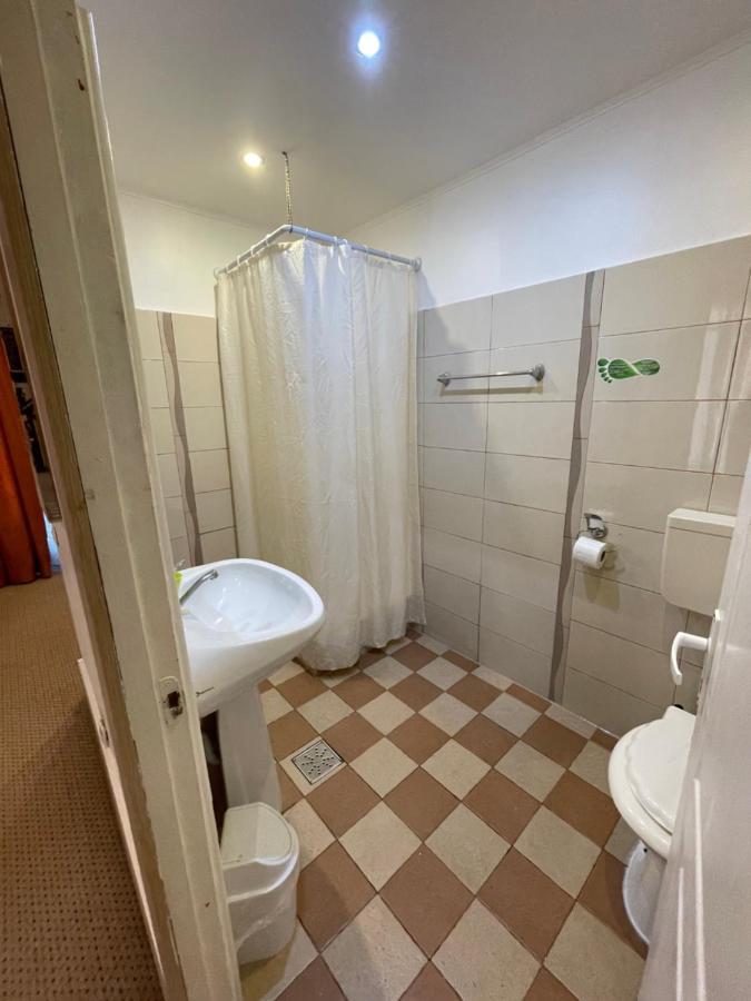 Hotel Mon Caprice Bukarest Kültér fotó